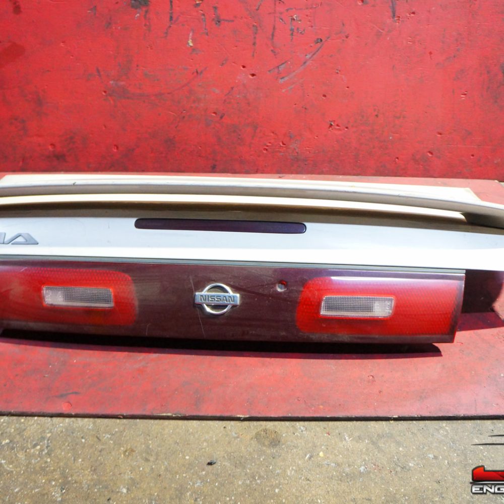 JDM NISSAN SILVIA ZENKEI TRUNK w/ WING WHITE