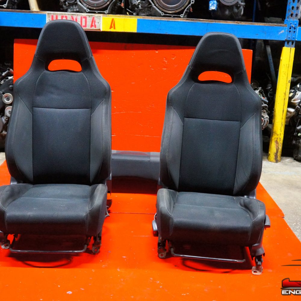 2006-2007 Subaru WRX Hawkeye Front & Rear Seats NO REAR BRACEBACK